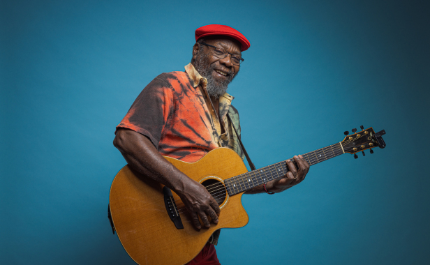 Clinton Fearon in Astoria, Oregon in Astoria